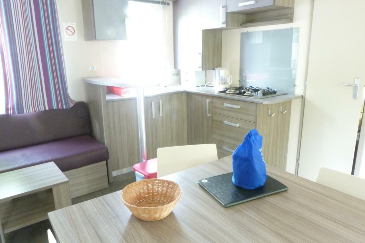 Camping L'Eau Vive Hotel Dauphin Luaran gambar