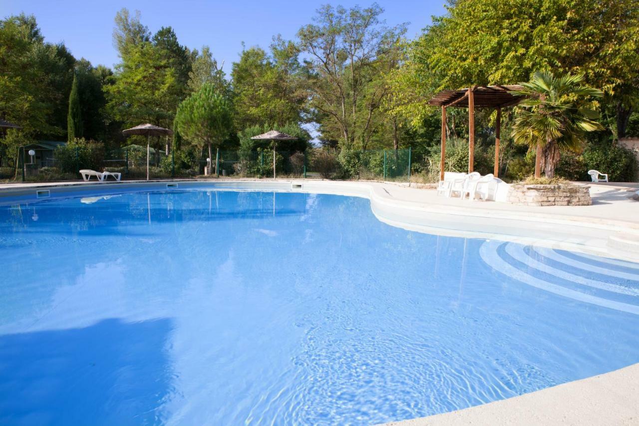 Camping L'Eau Vive Hotel Dauphin Luaran gambar