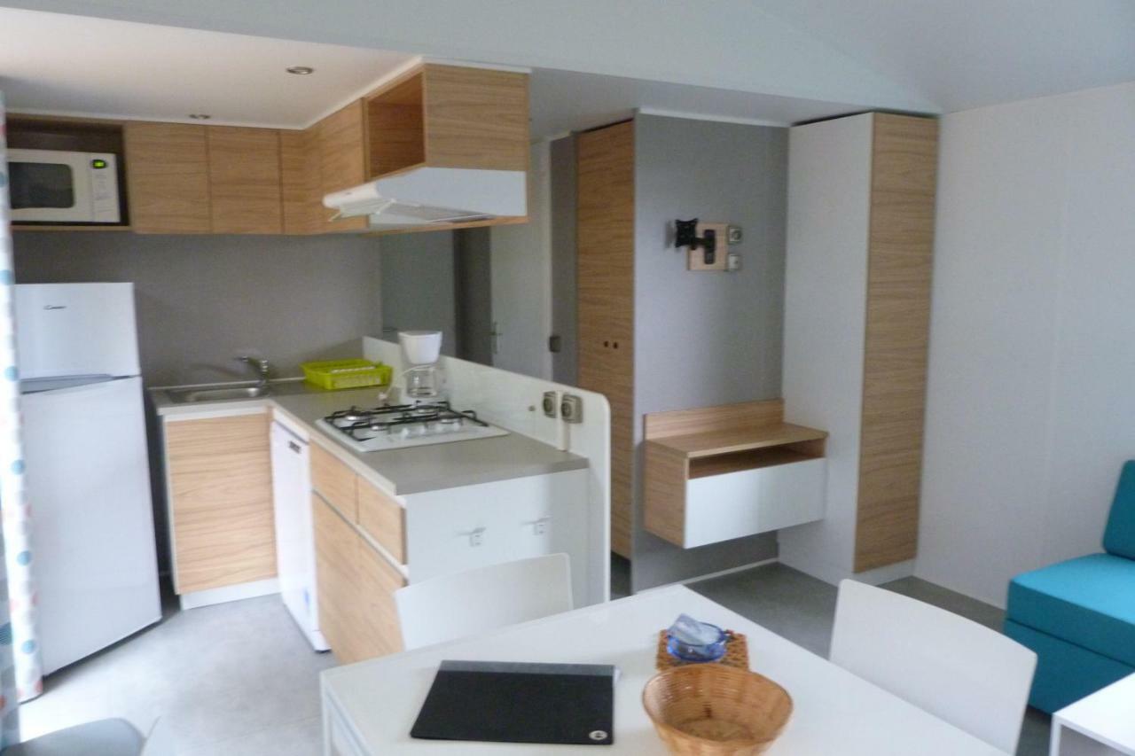 Camping L'Eau Vive Hotel Dauphin Luaran gambar