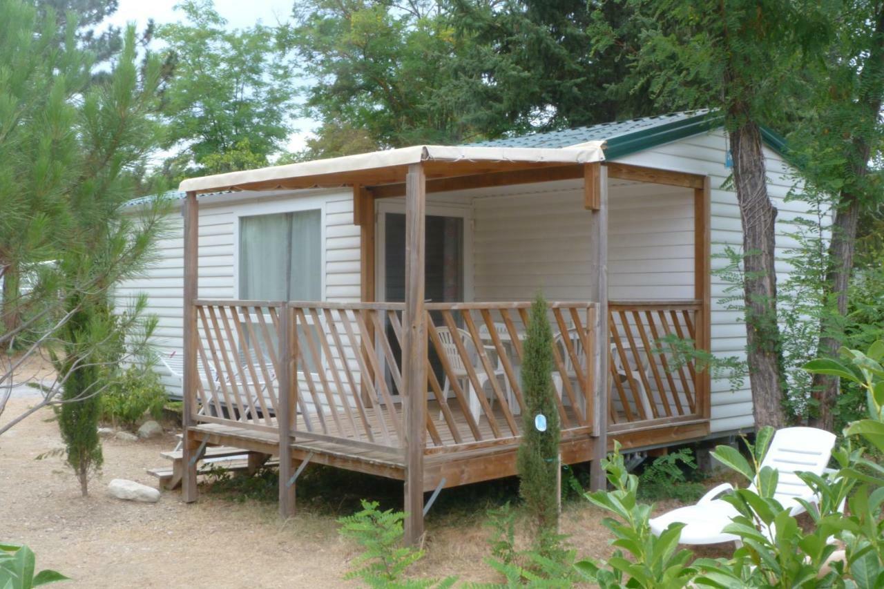 Camping L'Eau Vive Hotel Dauphin Luaran gambar